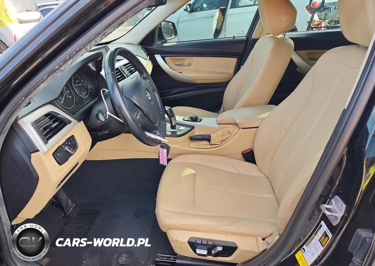 2018 BMW 320 I VIN:WBA8A9C5XJAH14726 - 7