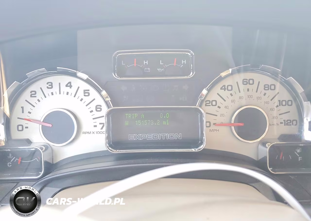 2013 Ford Expedition Xlt VIN:1FMJU1H59DEF33239 - 9