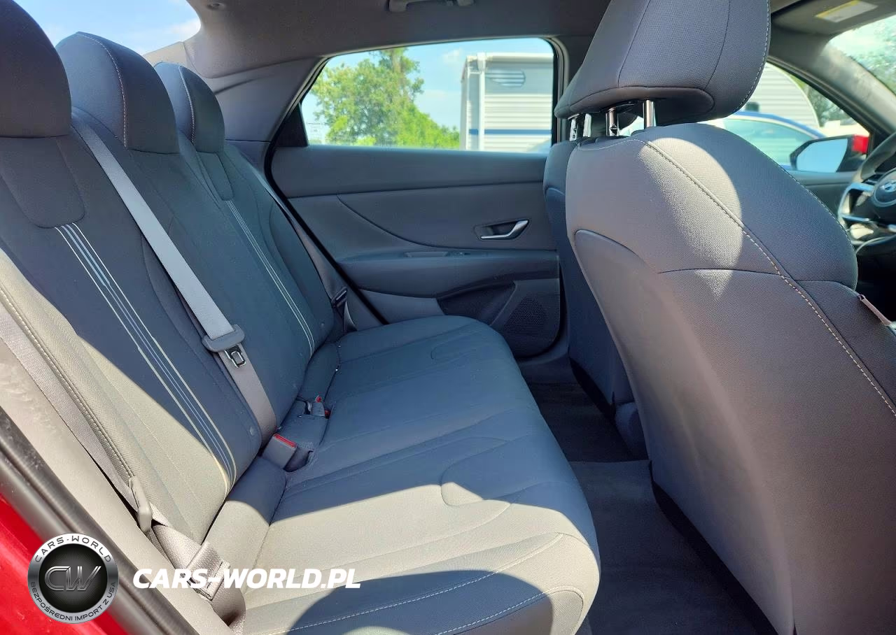 2023 Hyundai Elantra Sel VIN:KMHLM4AG9PU410198 - 10