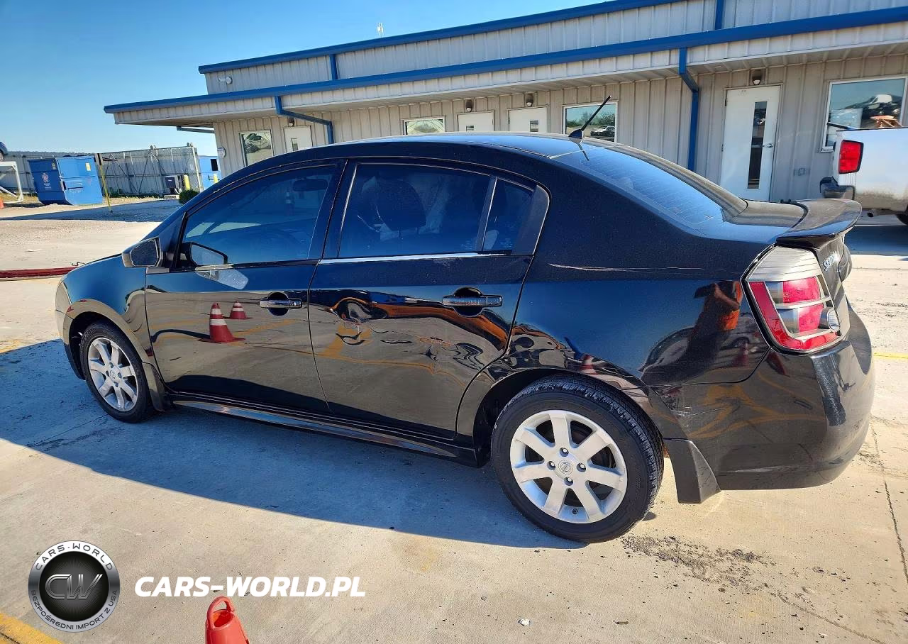 2011 Nissan Sentra 2.0 VIN:3N1AB6APXBL639976 - 2
