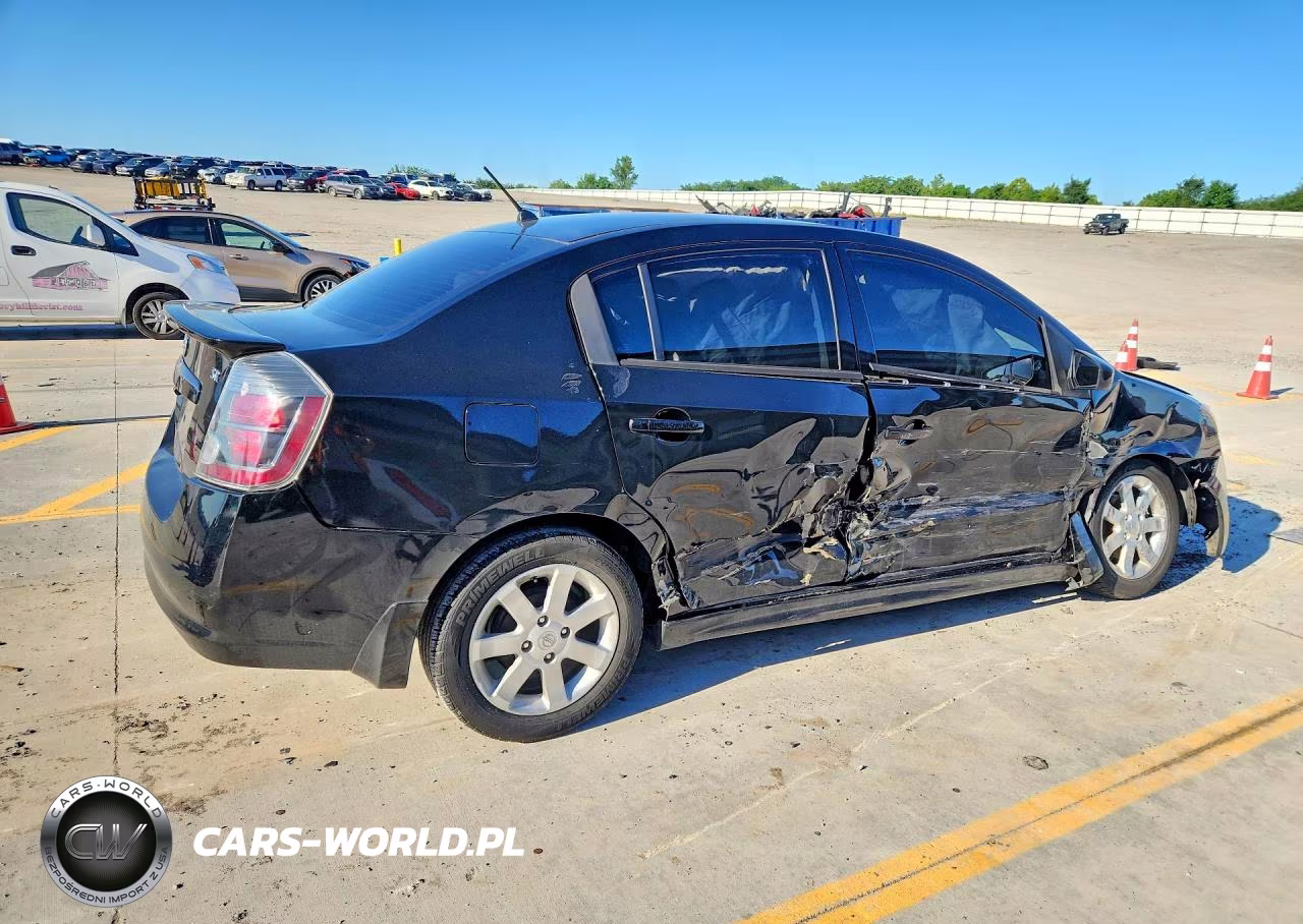 2011 Nissan Sentra 2.0 VIN:3N1AB6APXBL639976 - 3