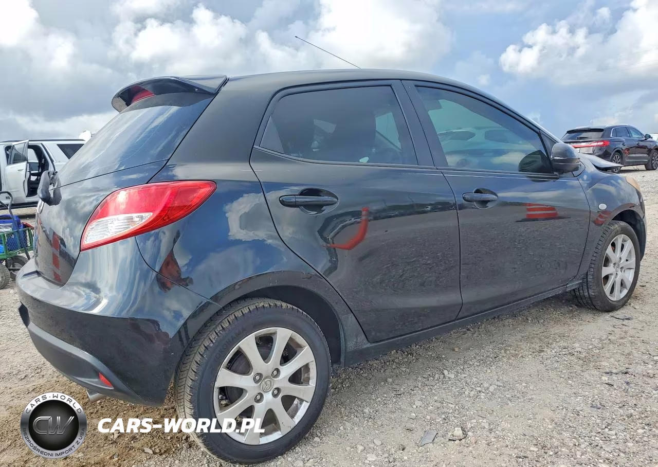 2011 Mazda Mazda2 VIN:JM1DE1HY9B0109756 - 3