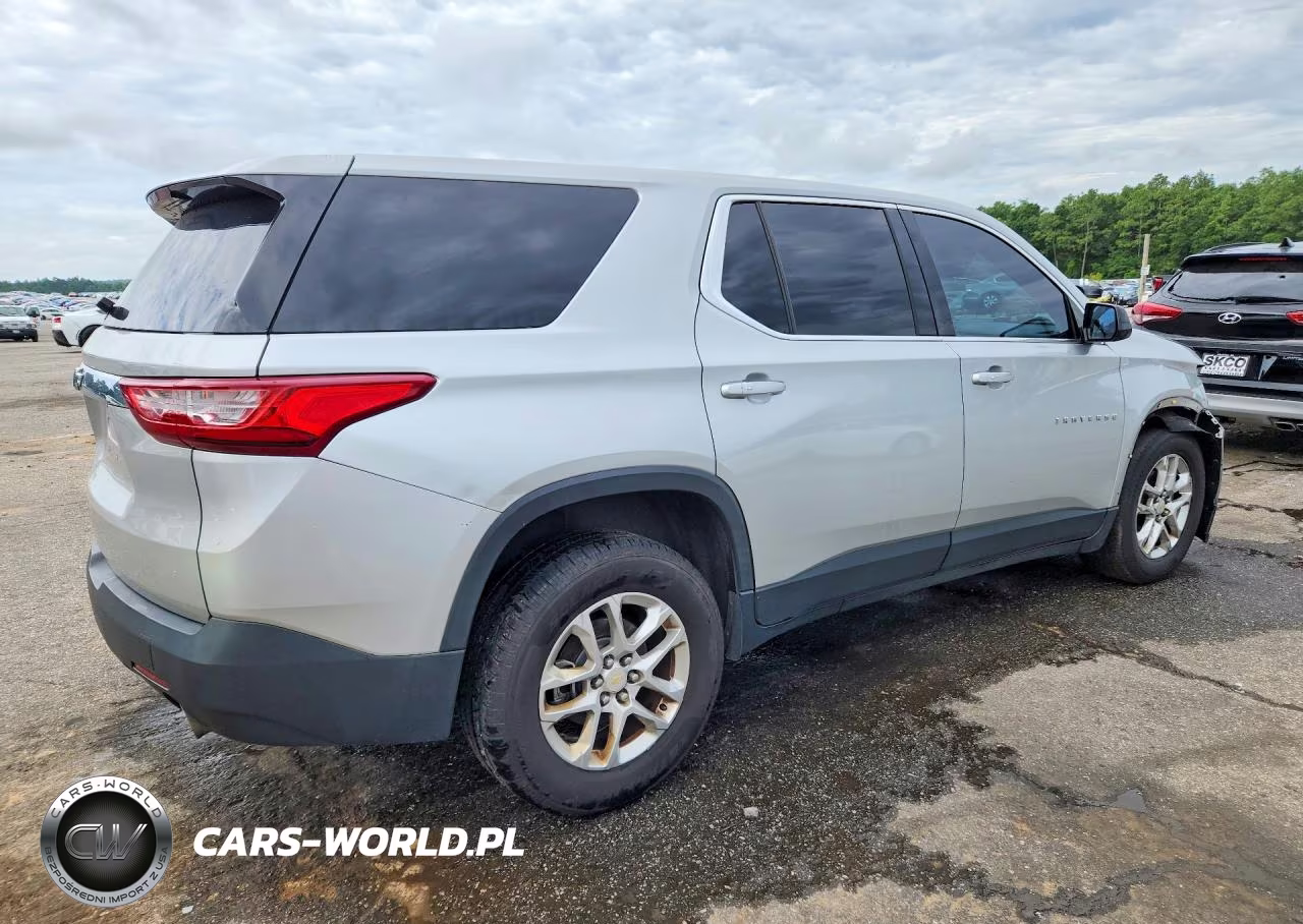 2018 Chevrolet Traverse Ls VIN:1GNERFKW1JJ203708 - 3