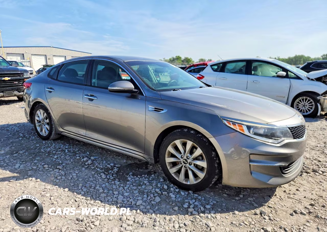 2017 Kia Optima Lx VIN:5XXGT4L33HG161536 - 4