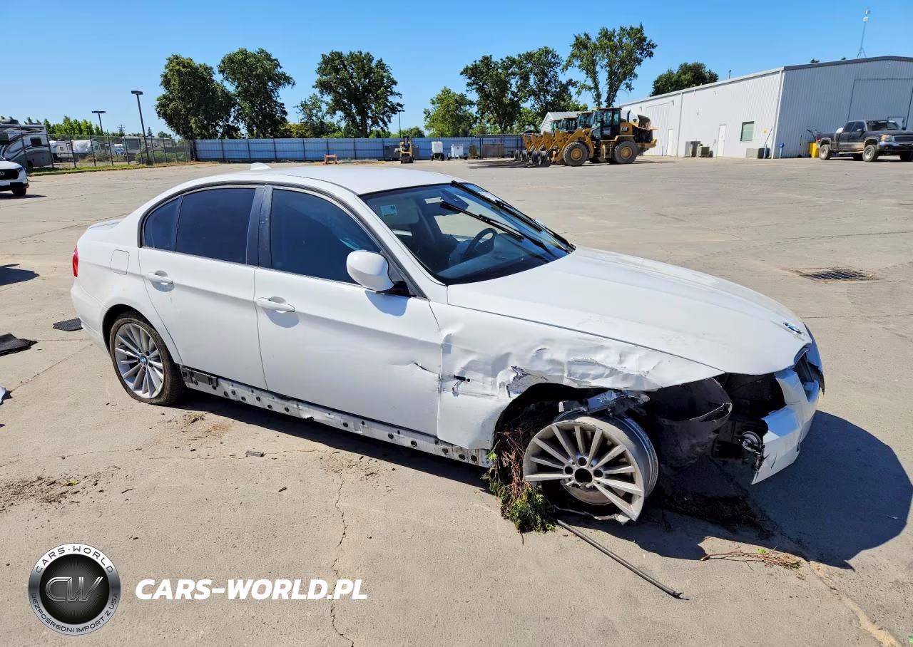2010 BMW 328 I Sulev VIN:WBAPH5C58AA438866 - 4