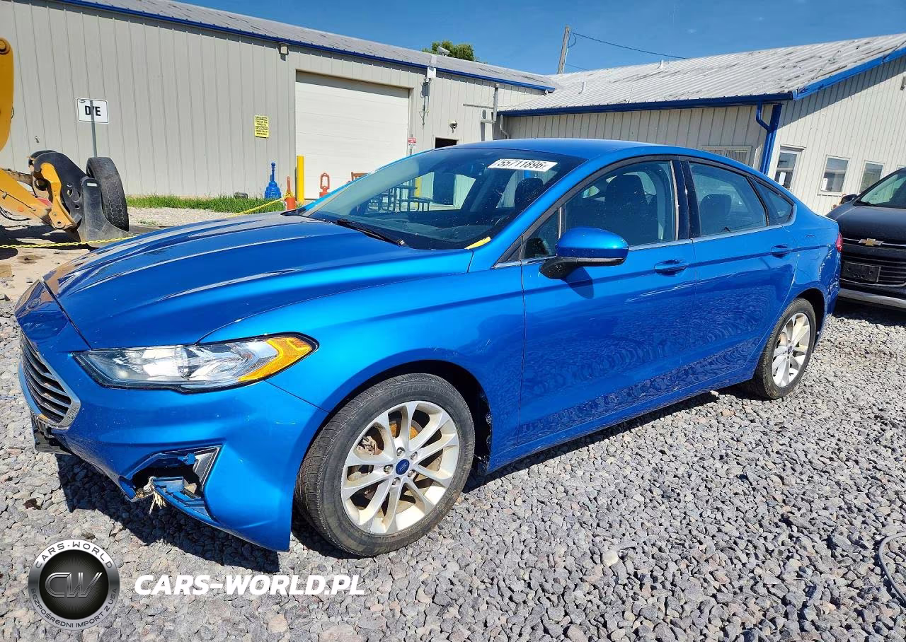 2020 Ford Fusion Se – zdjęcie 1 z 13