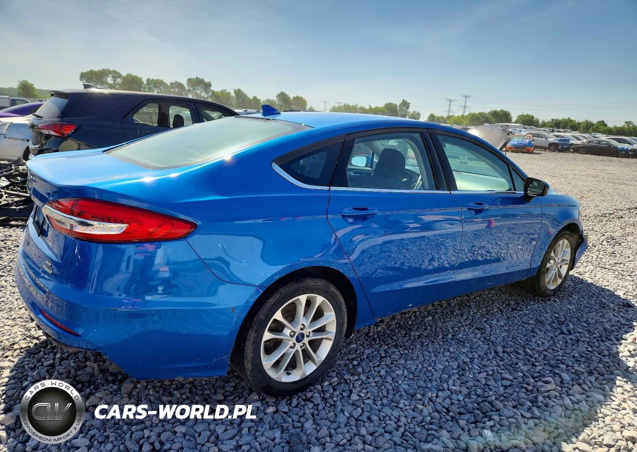 2020 Ford Fusion Se VIN:3FA6P0LU9LR162661 - 3
