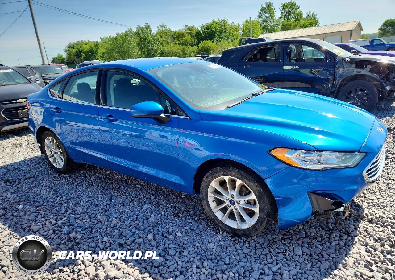 2020 Ford Fusion Se VIN:3FA6P0LU9LR162661 - 4
