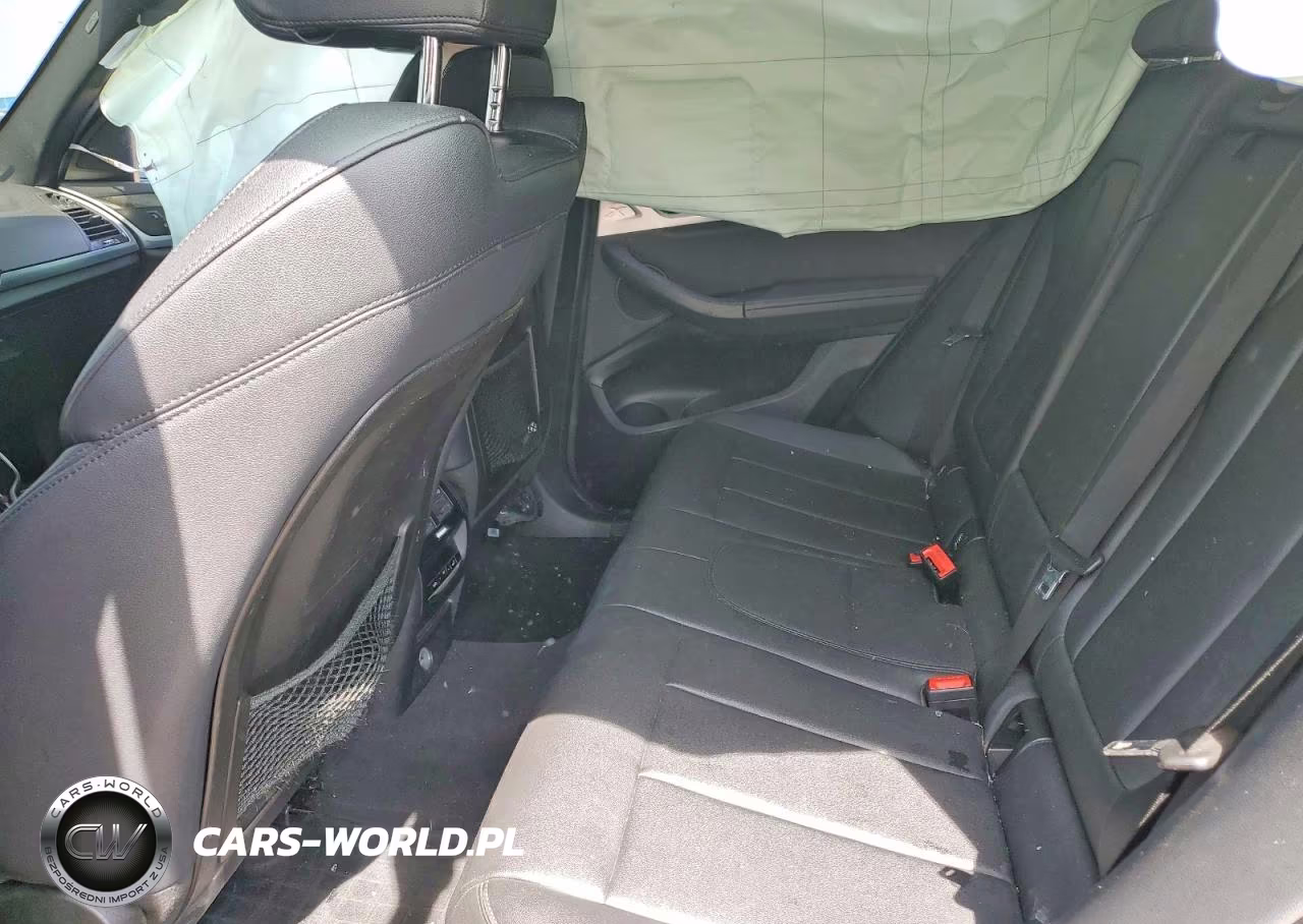 2018 BMW X3 xDrive30I VIN:5UXTR9C50JLC79112 - 11