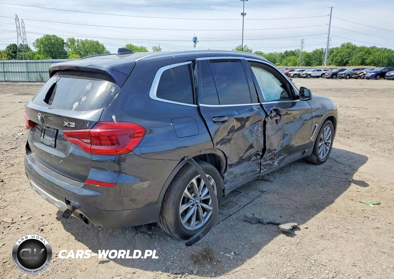 2018 BMW X3 xDrive30I VIN:5UXTR9C50JLC79112 - 3