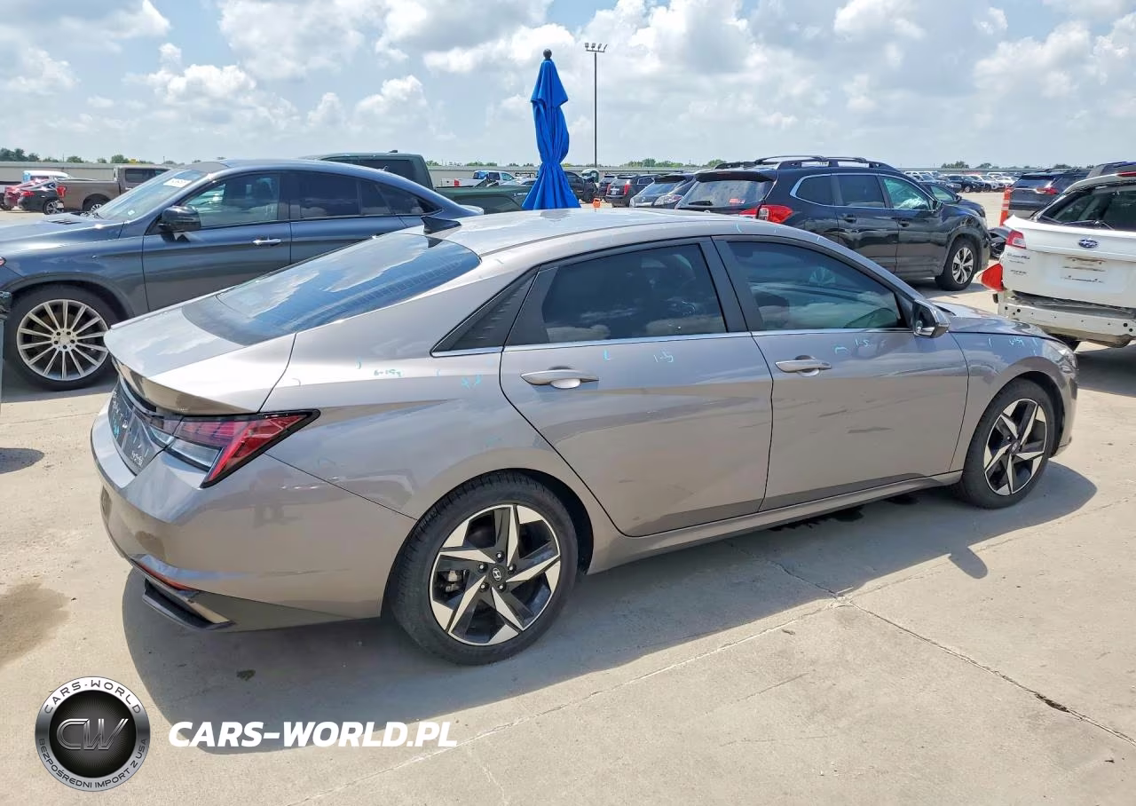 2022 Hyundai Elantra Limited VIN:KMHLN4AJ5NU031043 - 3