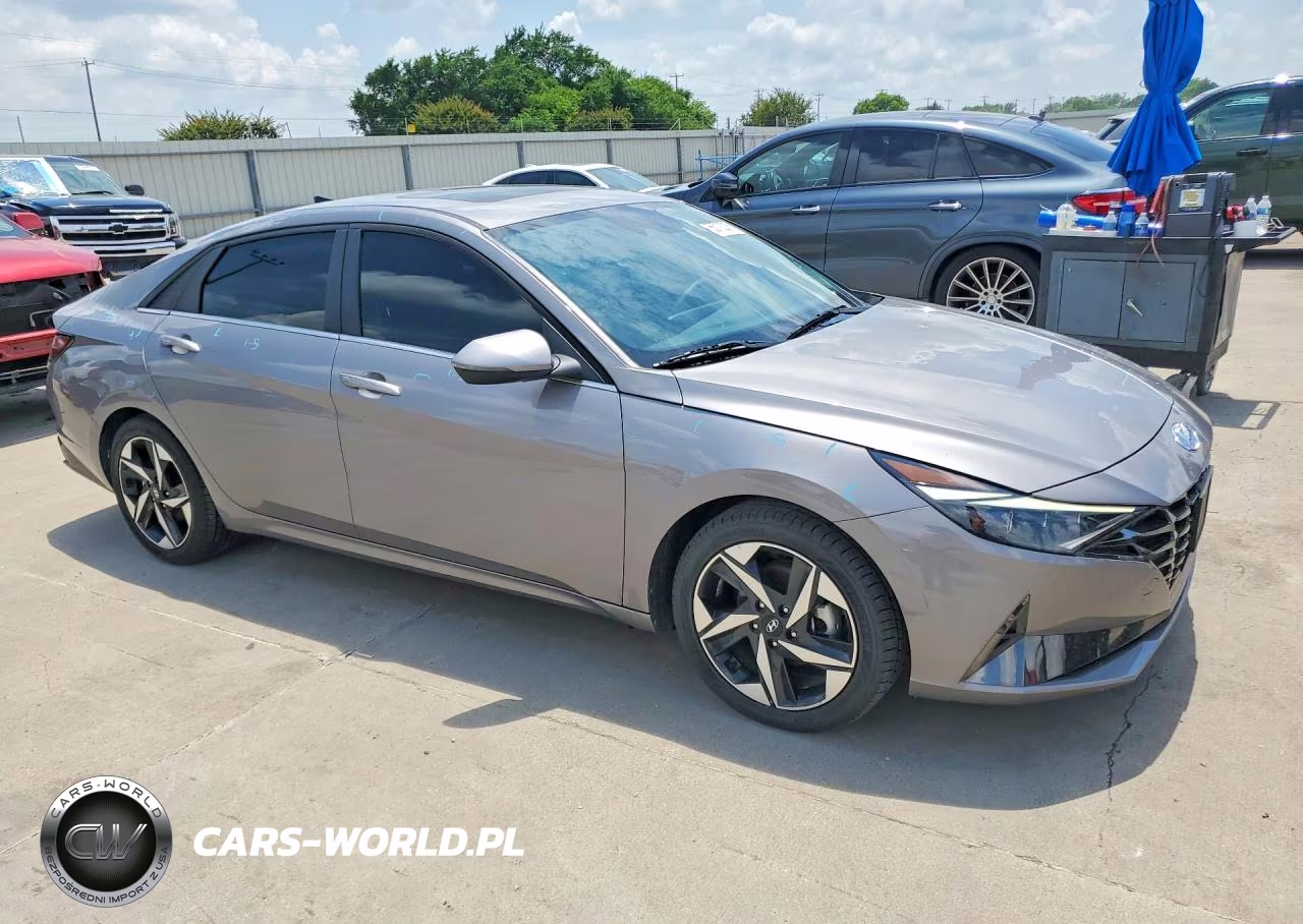 2022 Hyundai Elantra Limited VIN:KMHLN4AJ5NU031043 - 4