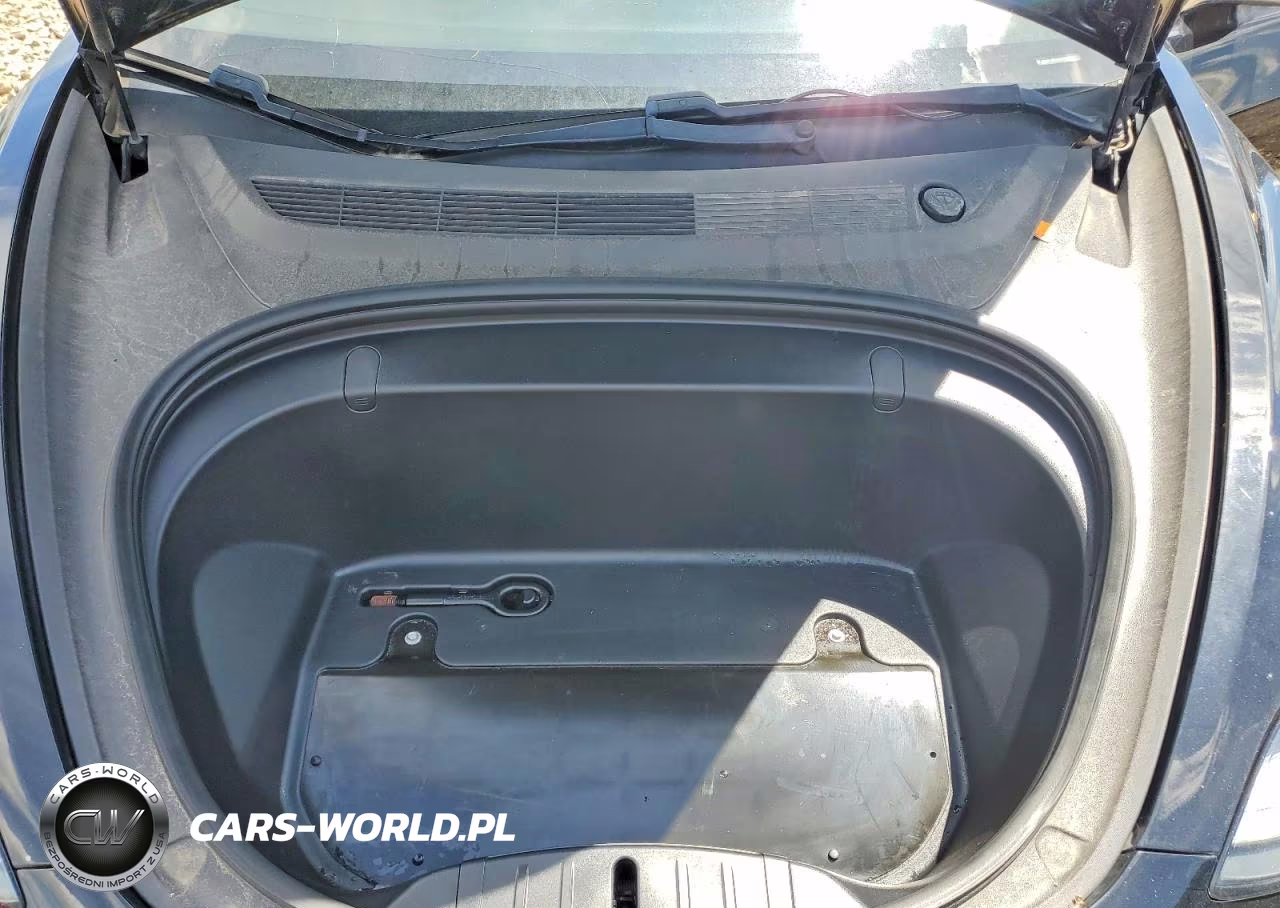 2018 Tesla Model 3 VIN:5YJ3E1EB6JF188119 - 11