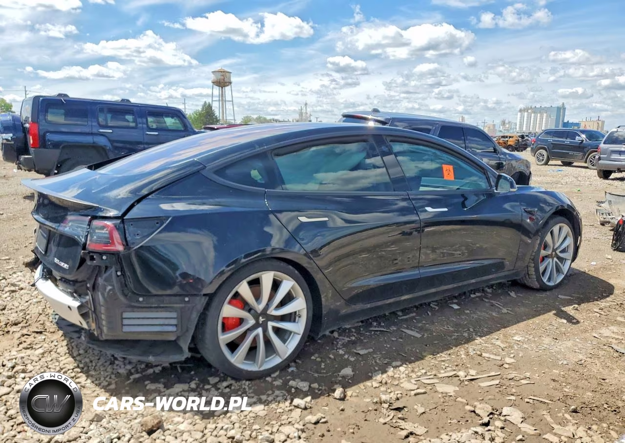 2018 Tesla Model 3 VIN:5YJ3E1EB6JF188119 - 3