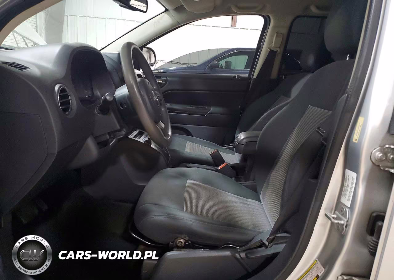 2013 Jeep Compass Sport VIN:1C4NJDBB2DD272167 - 7