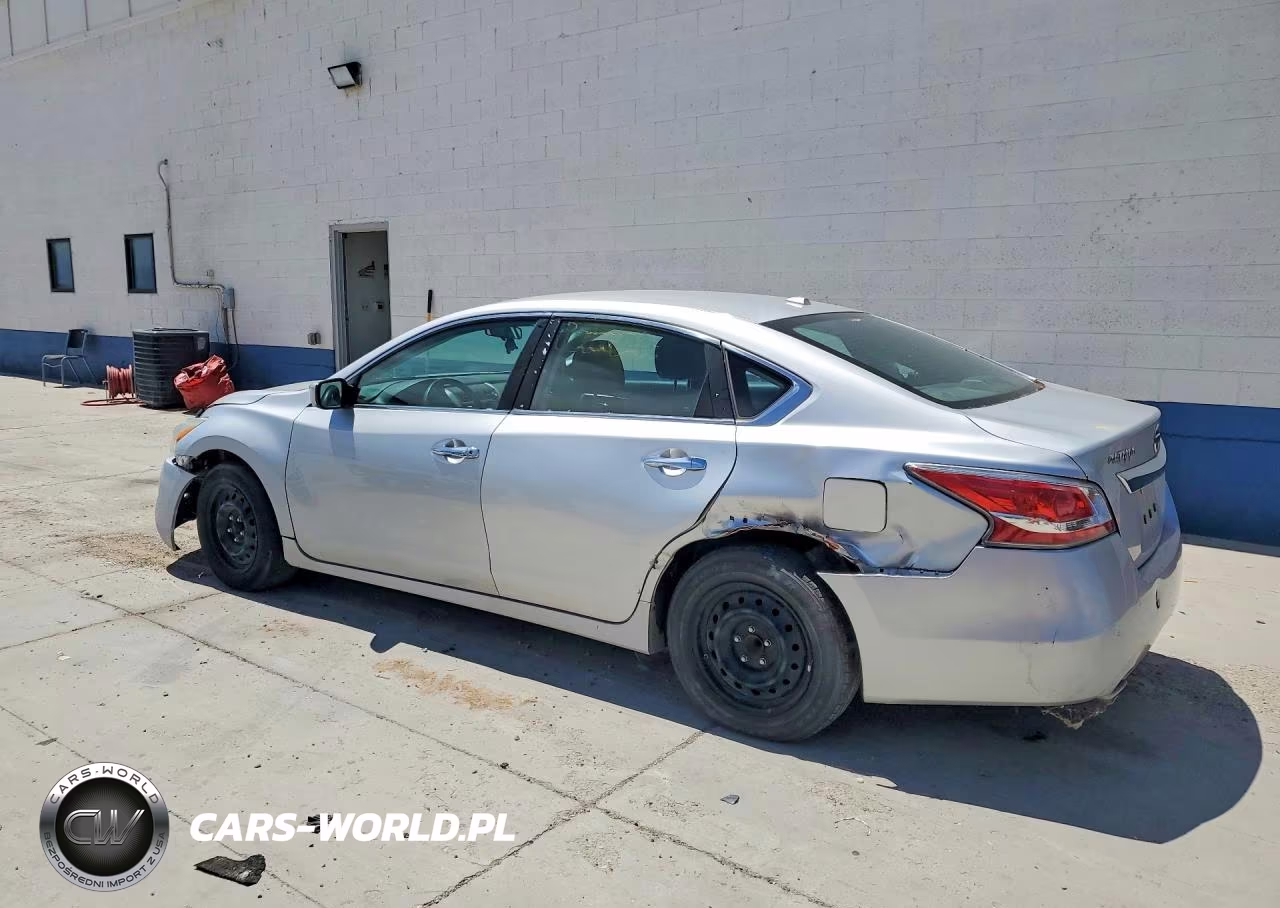 2015 Nissan Altima 2.5 S VIN:1N4AL3AP1FN895685 - 2