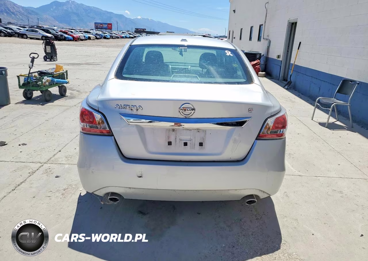 2015 Nissan Altima 2.5 S VIN:1N4AL3AP1FN895685 - 6