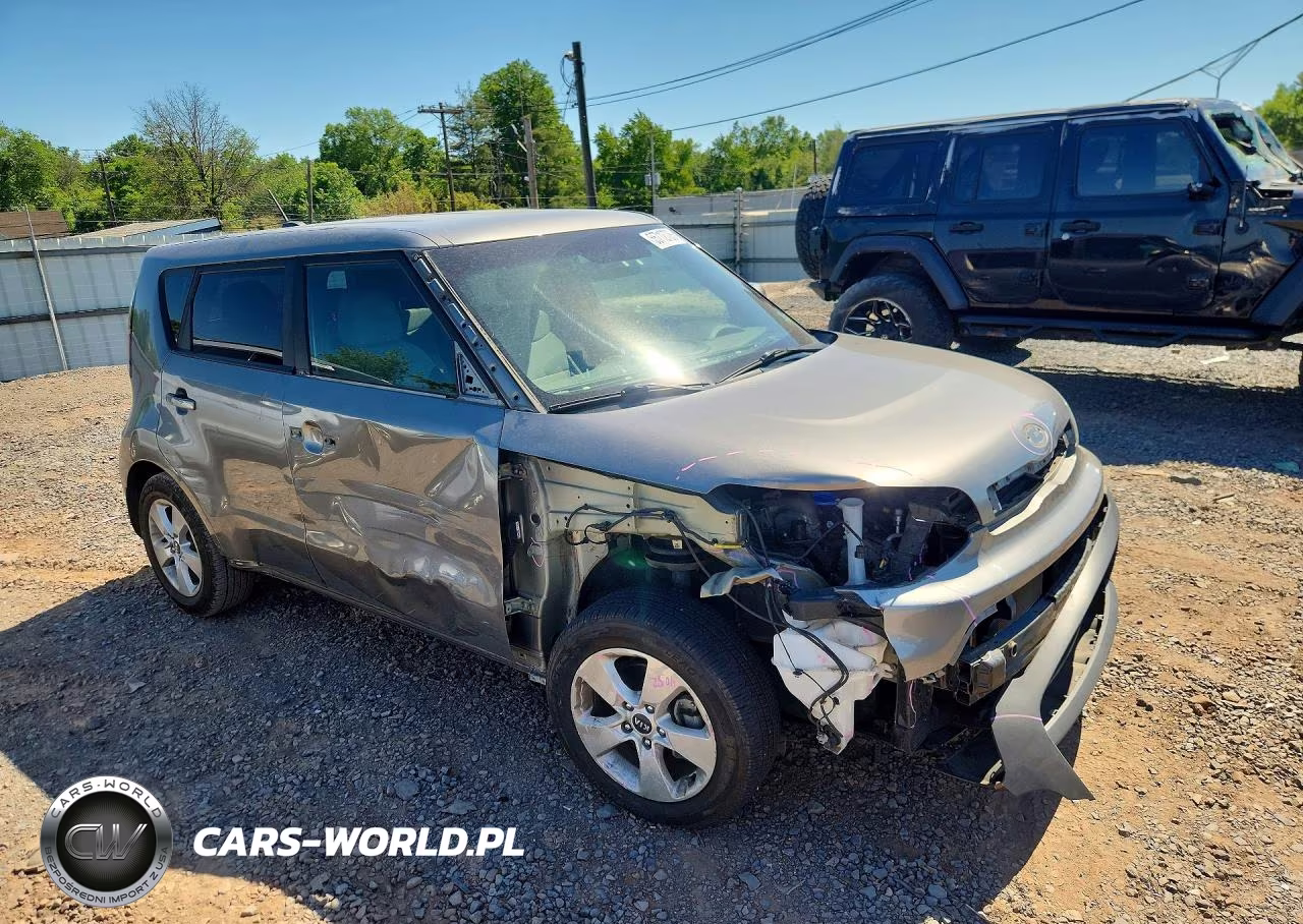 2018 Kia Soul Base VIN:KNDJN2A2XJ7523830 - 4