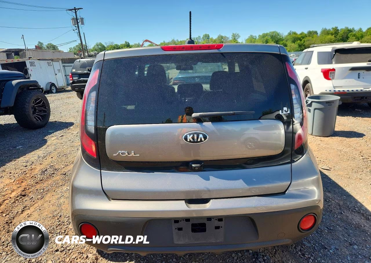 2018 Kia Soul Base VIN:KNDJN2A2XJ7523830 - 6