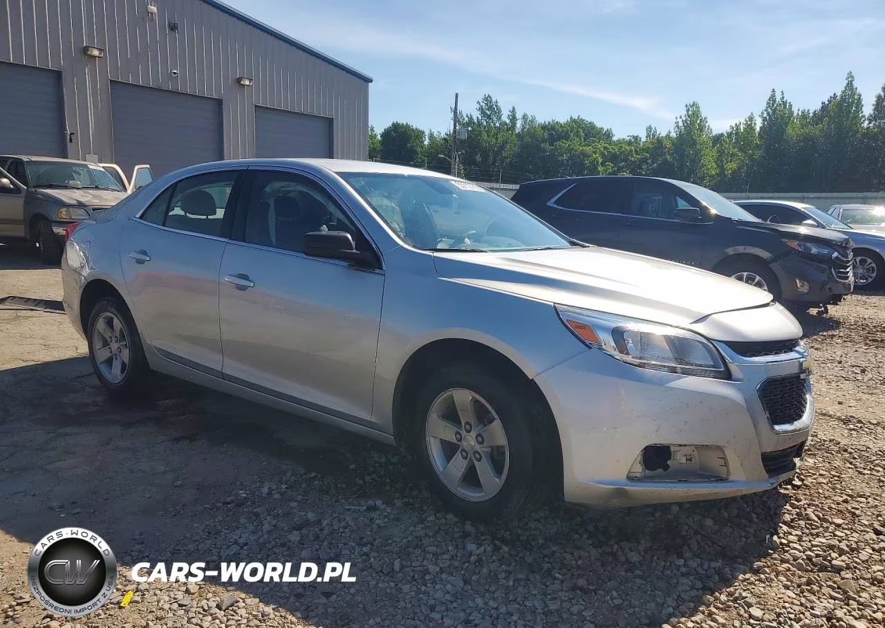 2015 Chevrolet Malibu Ls VIN:1G11B5SL6FF347883 - 4