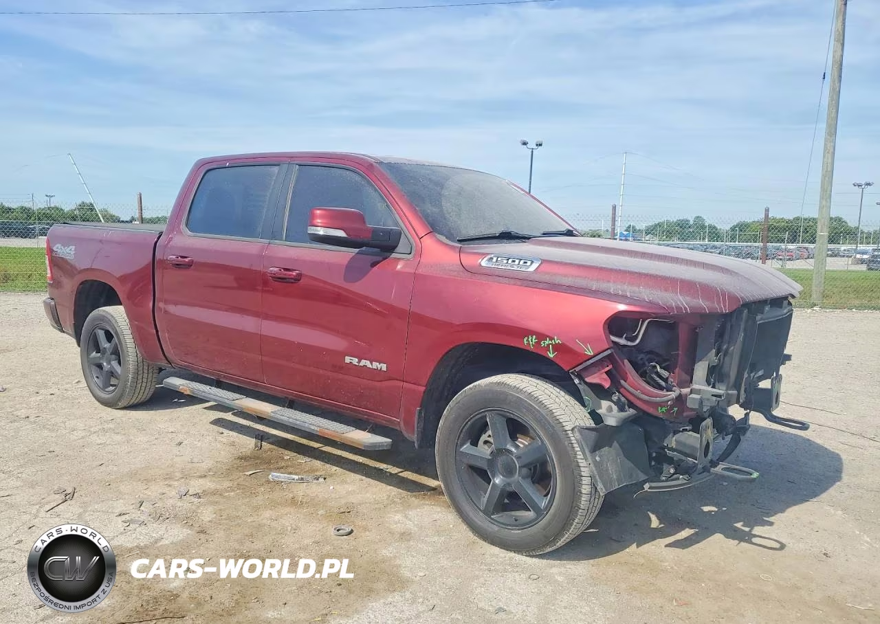 2019 Ram 1500 Big Horn VIN:1C6SRFFT8KN910513 - 4
