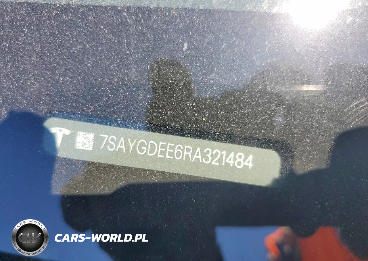 2024 Tesla Model Y VIN:7SAYGDEE6RA321484 - 12