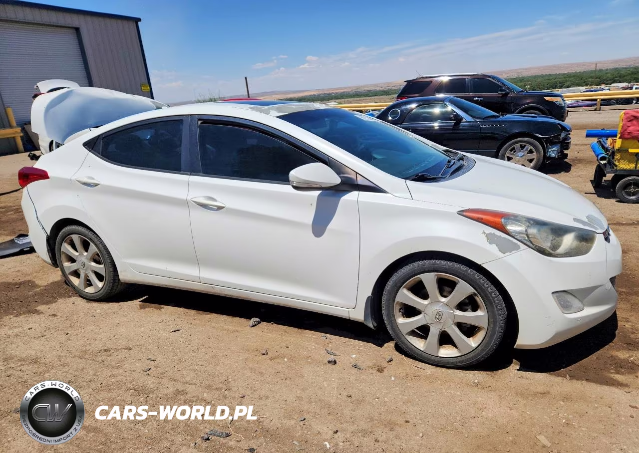 2013 Hyundai Elantra Limited VIN:5NPDH4AE3DH259697 - 4
