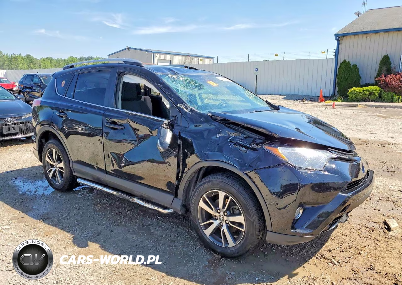 2018 Toyota Rav4 Xle VIN:2T3RFREV0JW804732 - 4