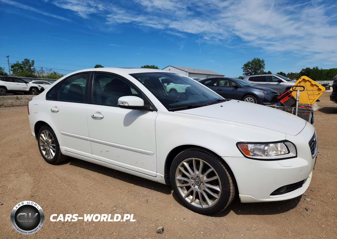 2010 Volvo S40 2.4I VIN:YV1382MS5A2489069 - 4