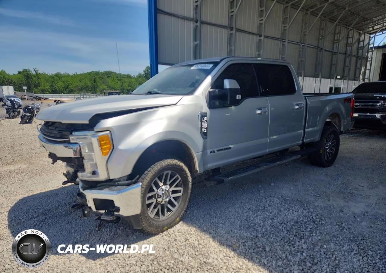 2017 Ford F250 Super Duty – zdjęcie 1 z 12