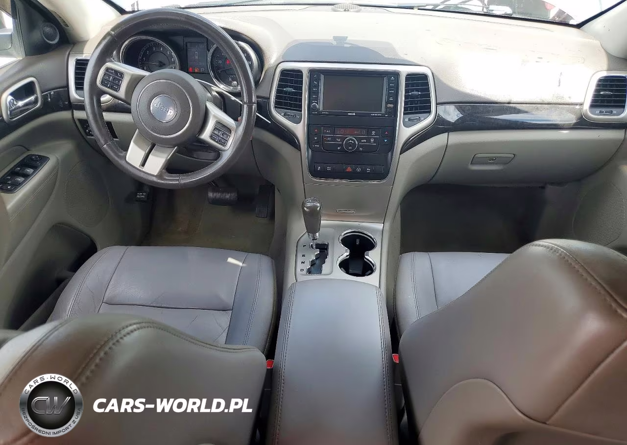 2013 Jeep Grand Cherokee Laredo VIN:1C4RJFAT4DC594063 - 8