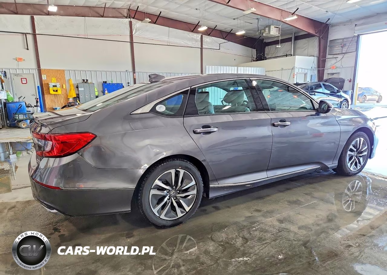 2019 Honda Accord Touring Hybrid VIN:1HGCV3F94KA014844 - 3