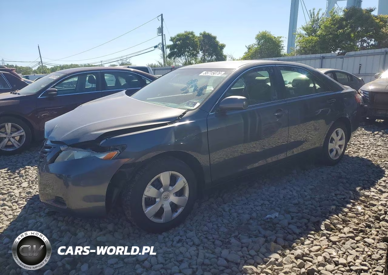 2007 Toyota Camry Le – zdjęcie 1 z 12