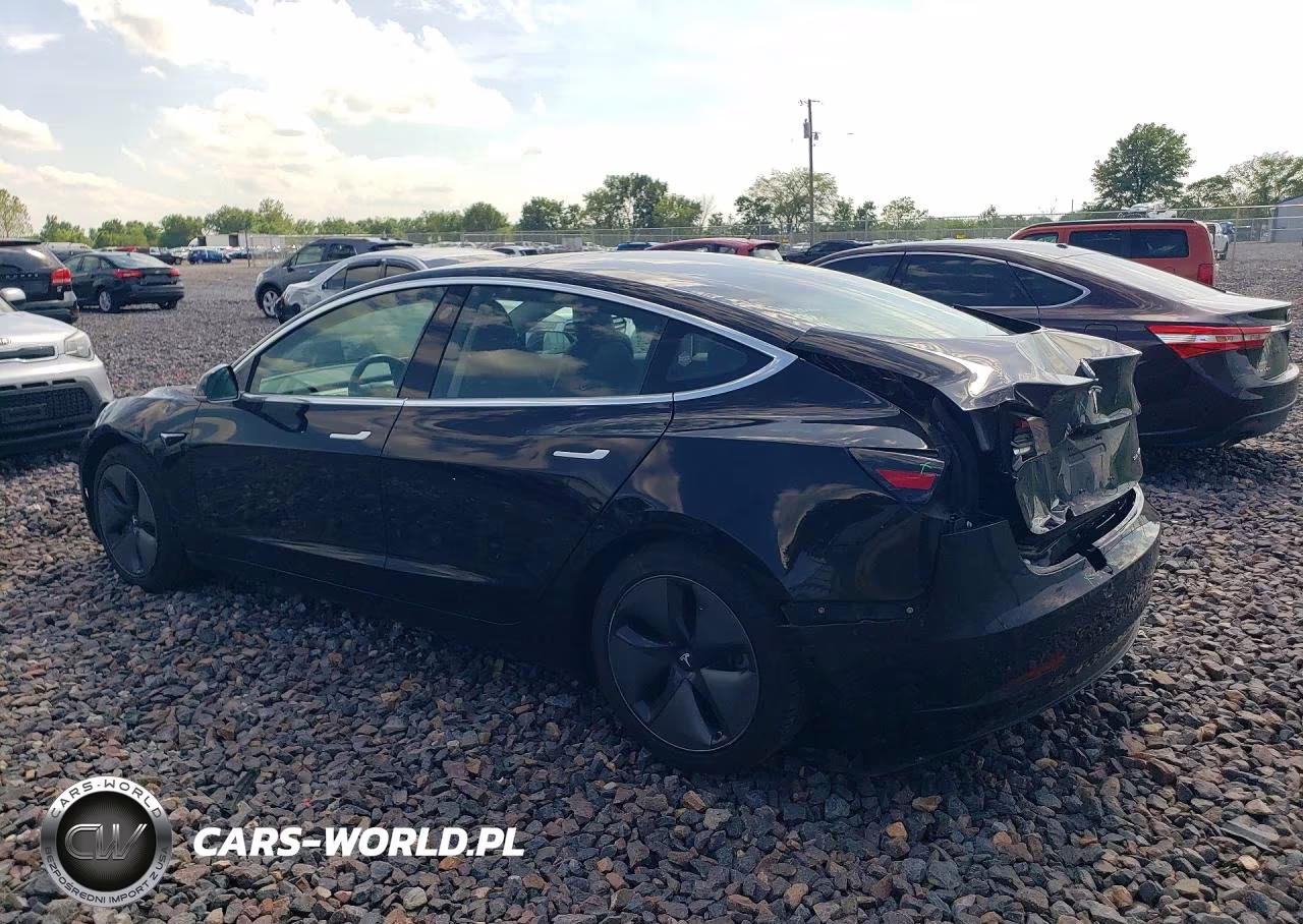 2018 Tesla Model 3 VIN:5YJ3E1EB9JF127671 - 2