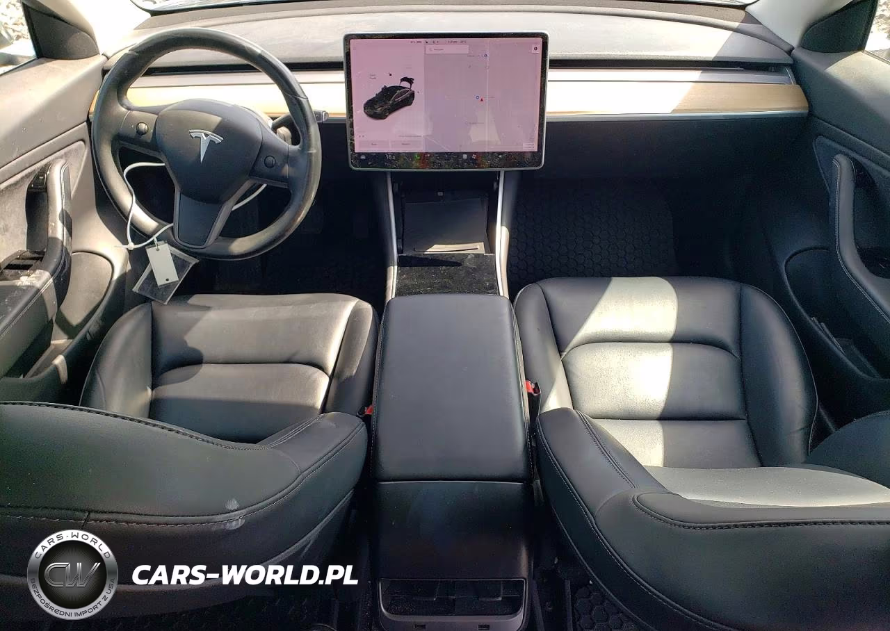 2018 Tesla Model 3 VIN:5YJ3E1EB9JF127671 - 8