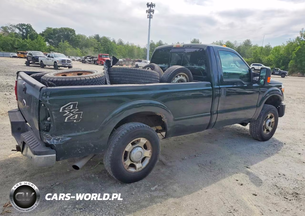 2012 Ford F250 VIN:1FTBF2B63CEC56158 - 3