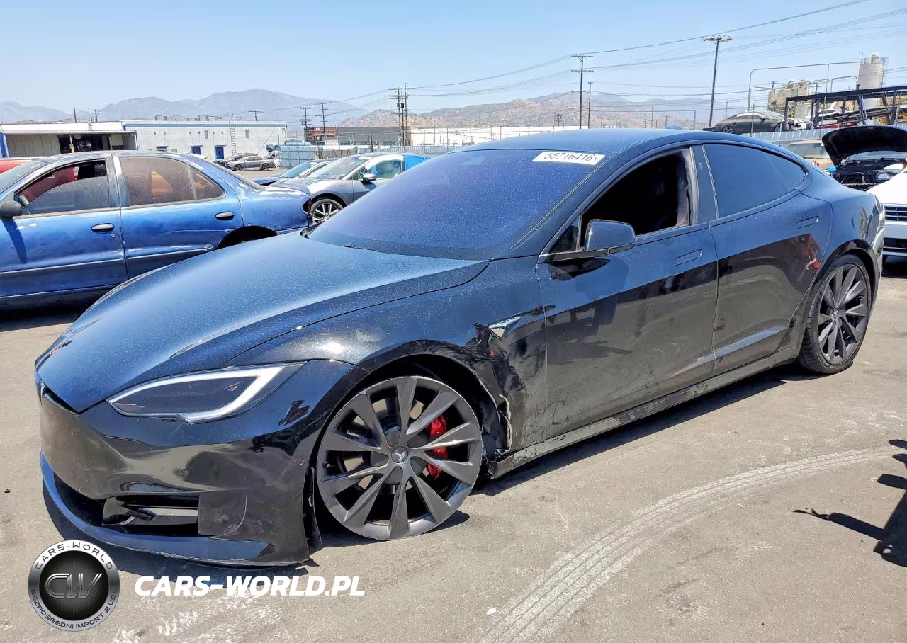 2021 Tesla Model S – zdjęcie 1 z 12