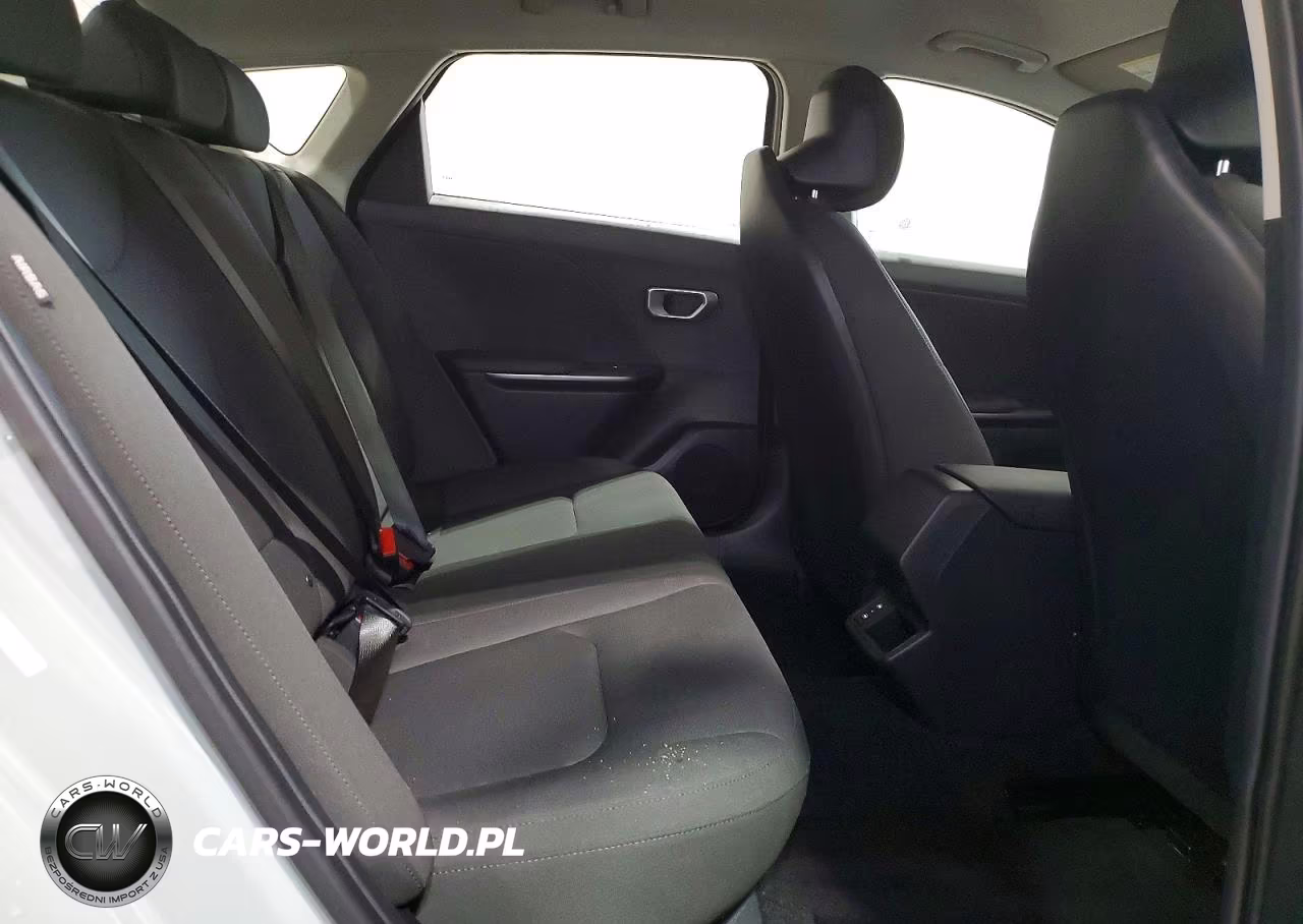 2026 Kia K4 Lxs VIN:3KPFT4DEXTE252753 - 10