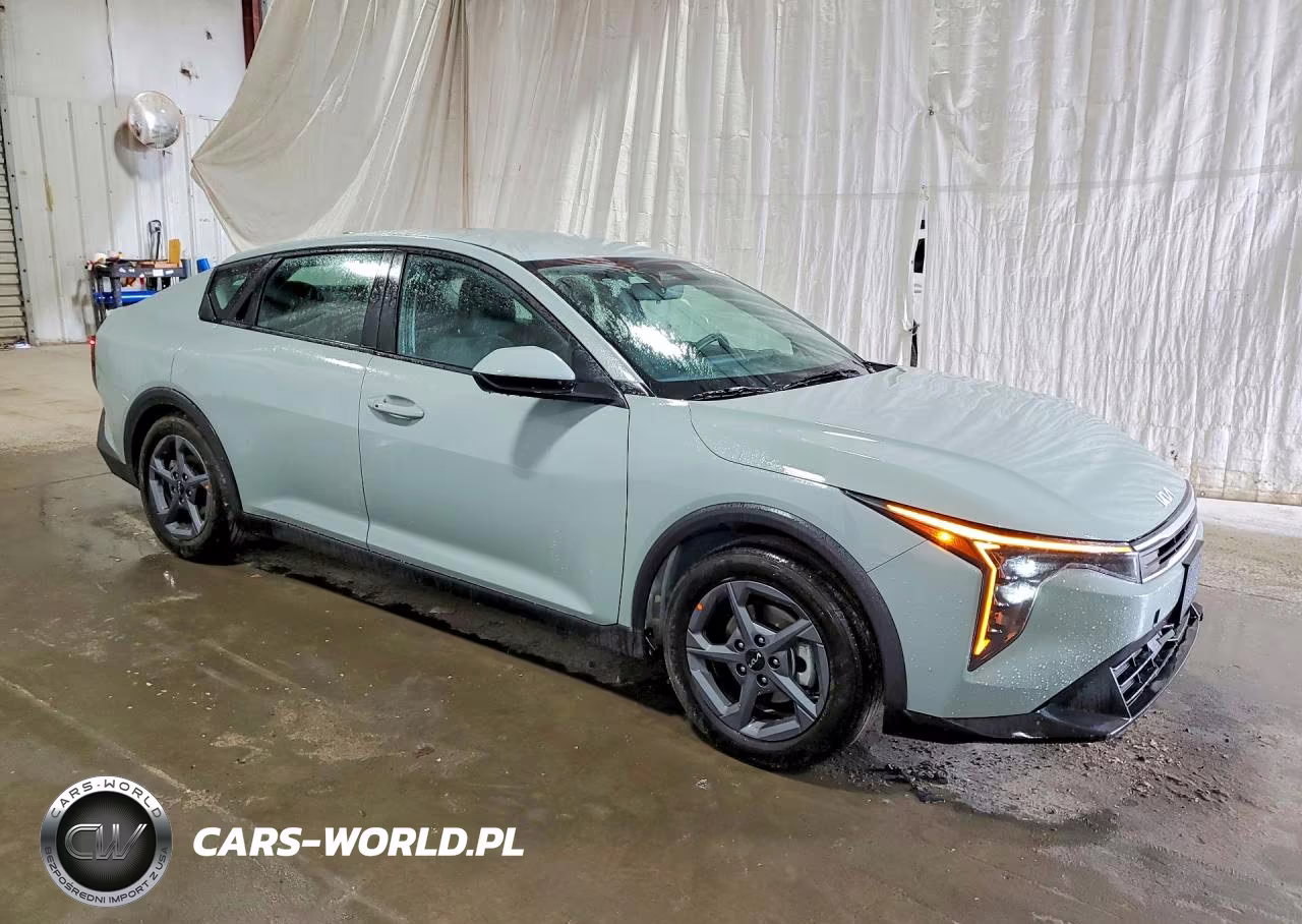 2026 Kia K4 Lxs VIN:3KPFT4DEXTE252753 - 4
