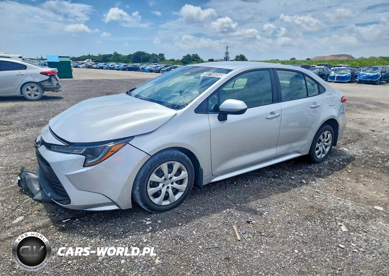 2025 Toyota Corolla Le – zdjęcie 1 z 12