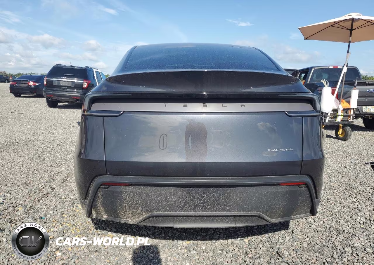 2026 Tesla Model Y VIN:7SAYGDEE2TA438101 - 6