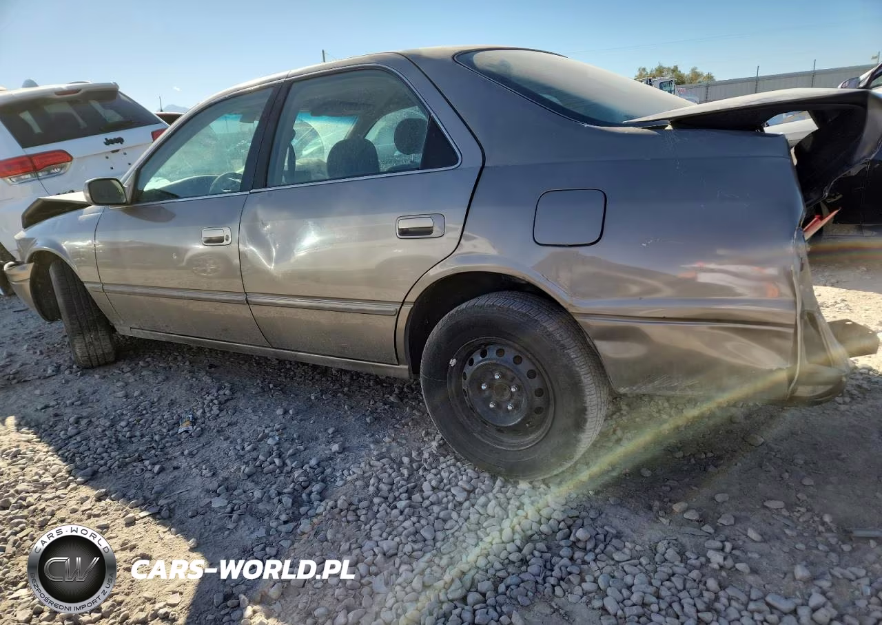 1999 Toyota Camry Ce VIN:4T1BG22K7XU490885 - 2