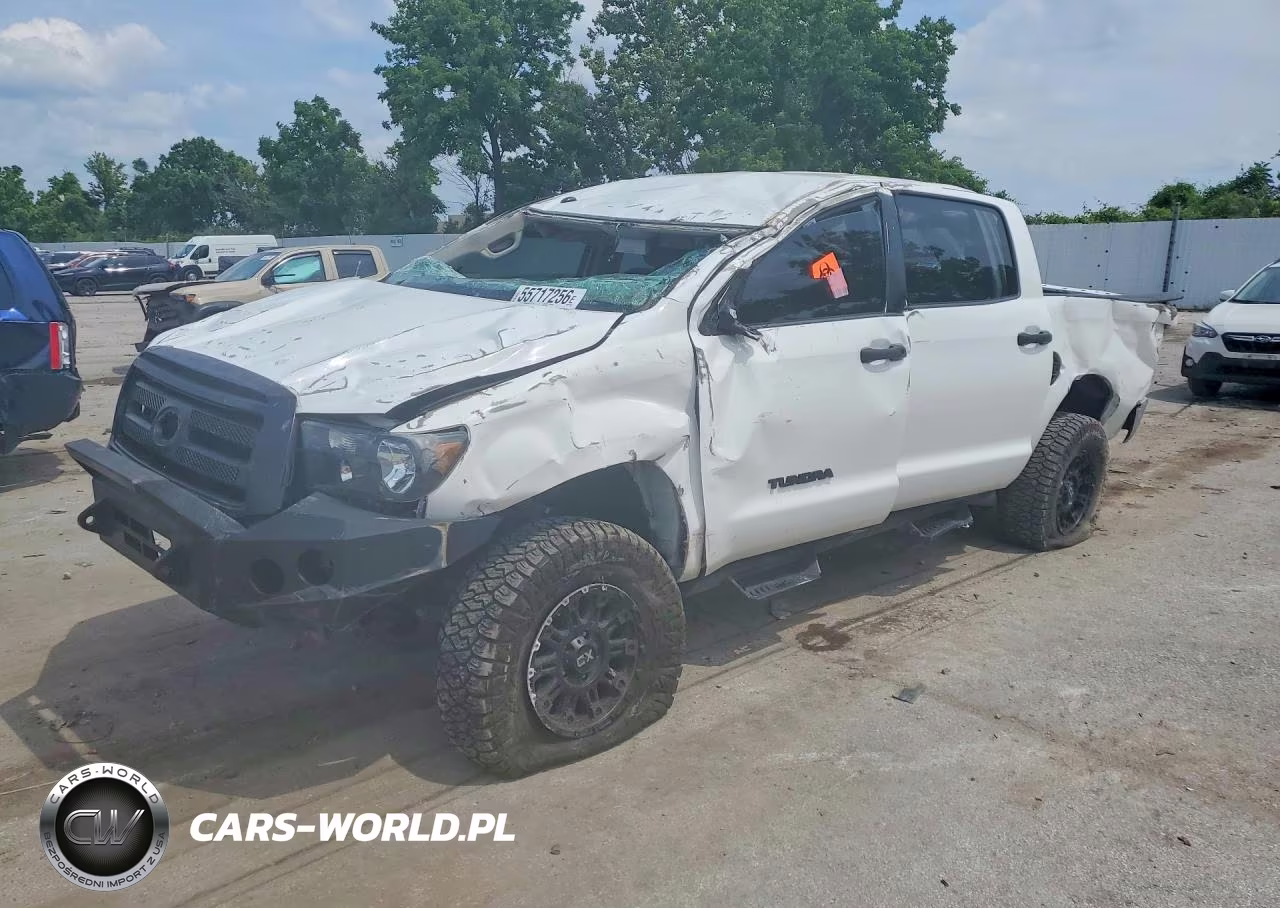 2013 Toyota Tundra Crewmax Sr5