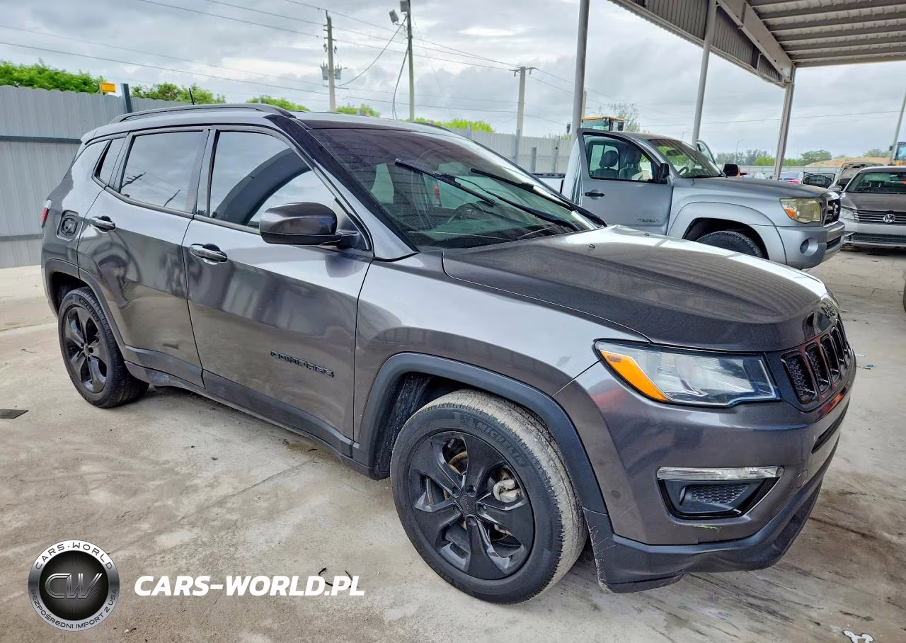 2021 Jeep Compass Latitude VIN:3C4NJCBB7MT531885 - 4