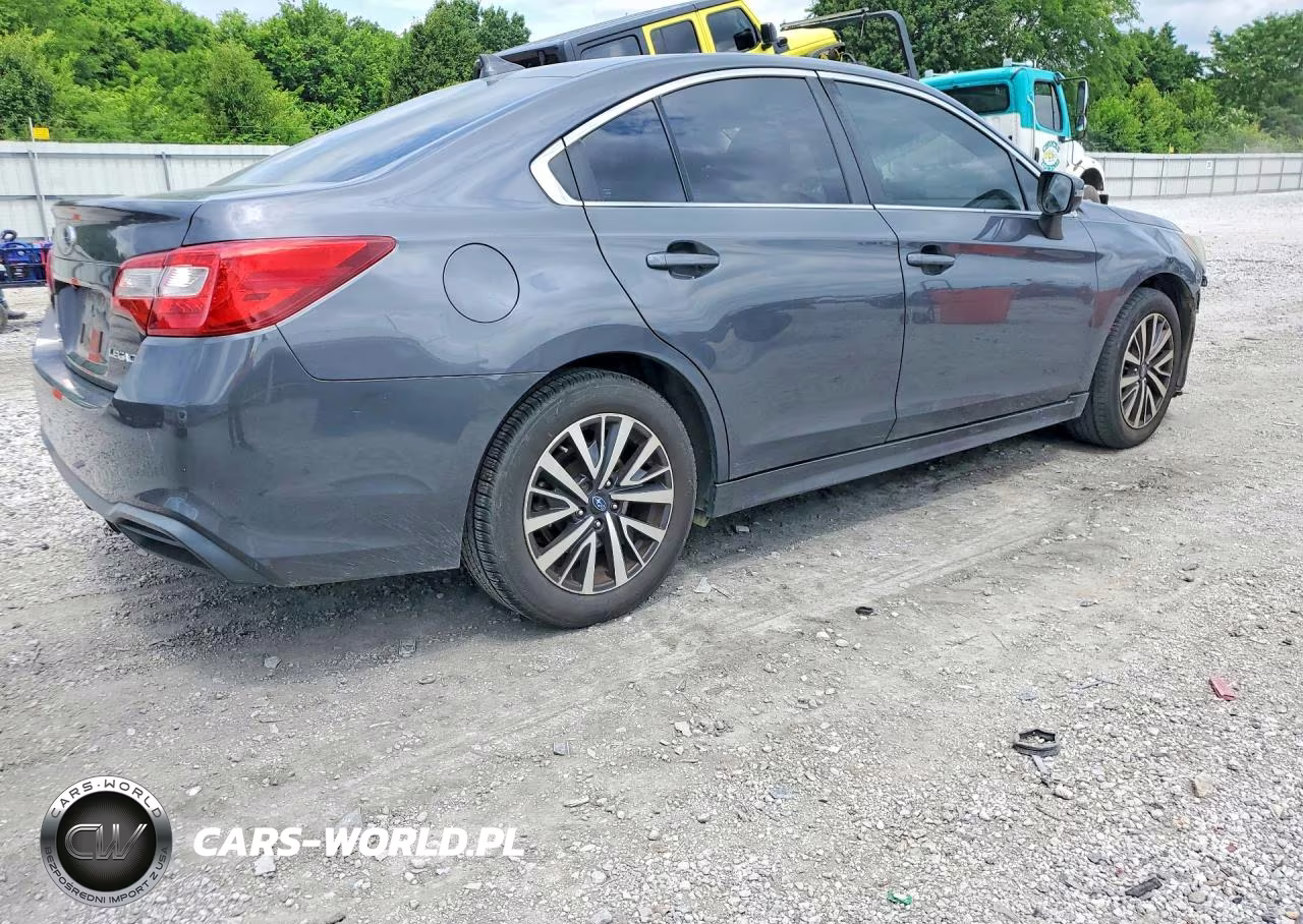 2018 Subaru Legacy 2.5I Premium VIN:4S3BNAF65J3014553 - 3