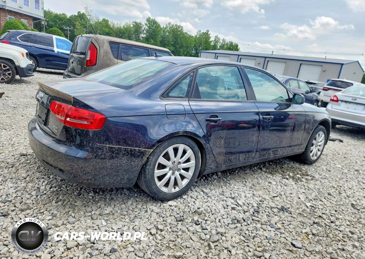 2013 Audi A4 Premium VIN:WAUBFAFL7DN010027 - 3