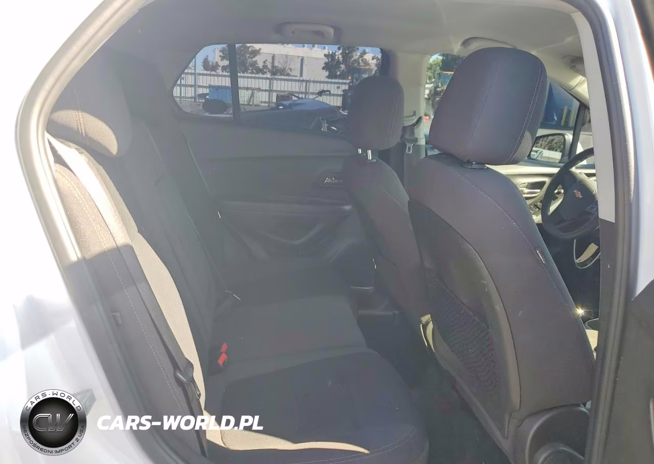 2018 Chevrolet Trax Ls VIN:KL7CJKSB3JB701123 - 11