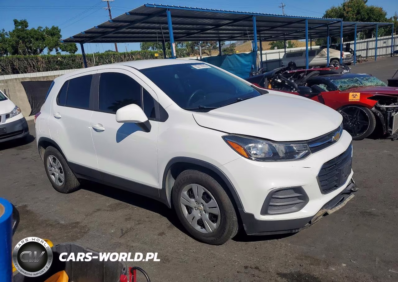 2018 Chevrolet Trax Ls VIN:KL7CJKSB3JB701123 - 4