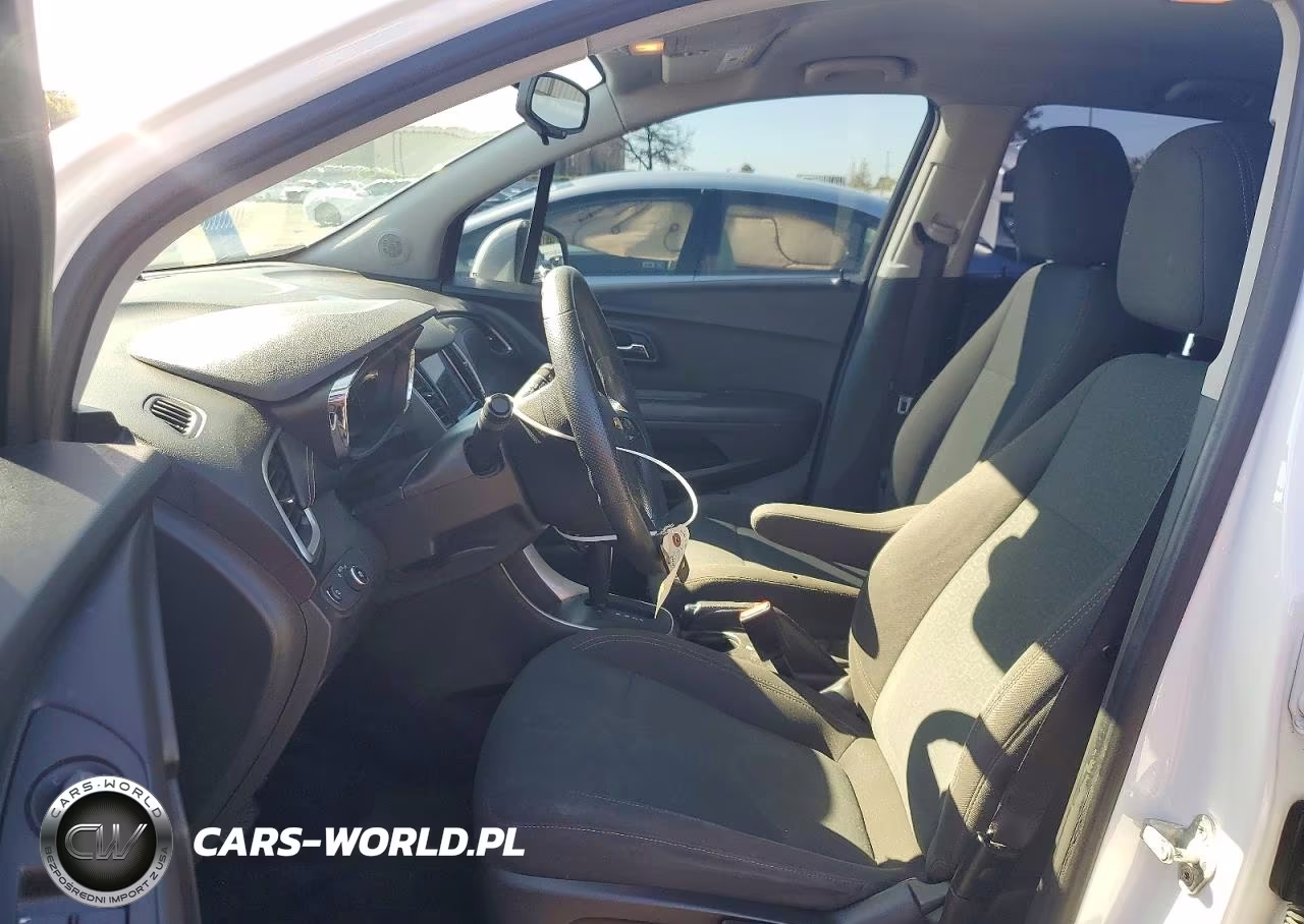2018 Chevrolet Trax Ls VIN:KL7CJKSB3JB701123 - 7