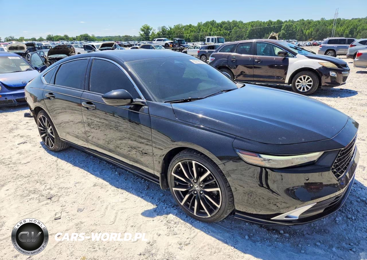 2023 Honda Accord Touring Hybrid VIN:1HGCY2F84PA026878 - 4